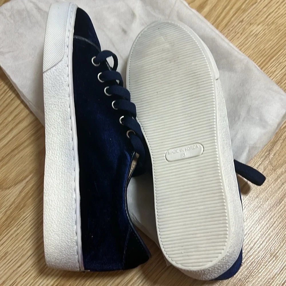 brand new velvet royal blue fabric cowhide shoes Purchase in Korea - Picture 4 of 4